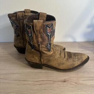 Laredo Women's Leather Embroidered Western Boots Snip Toe Brown  9 M "Blameless"